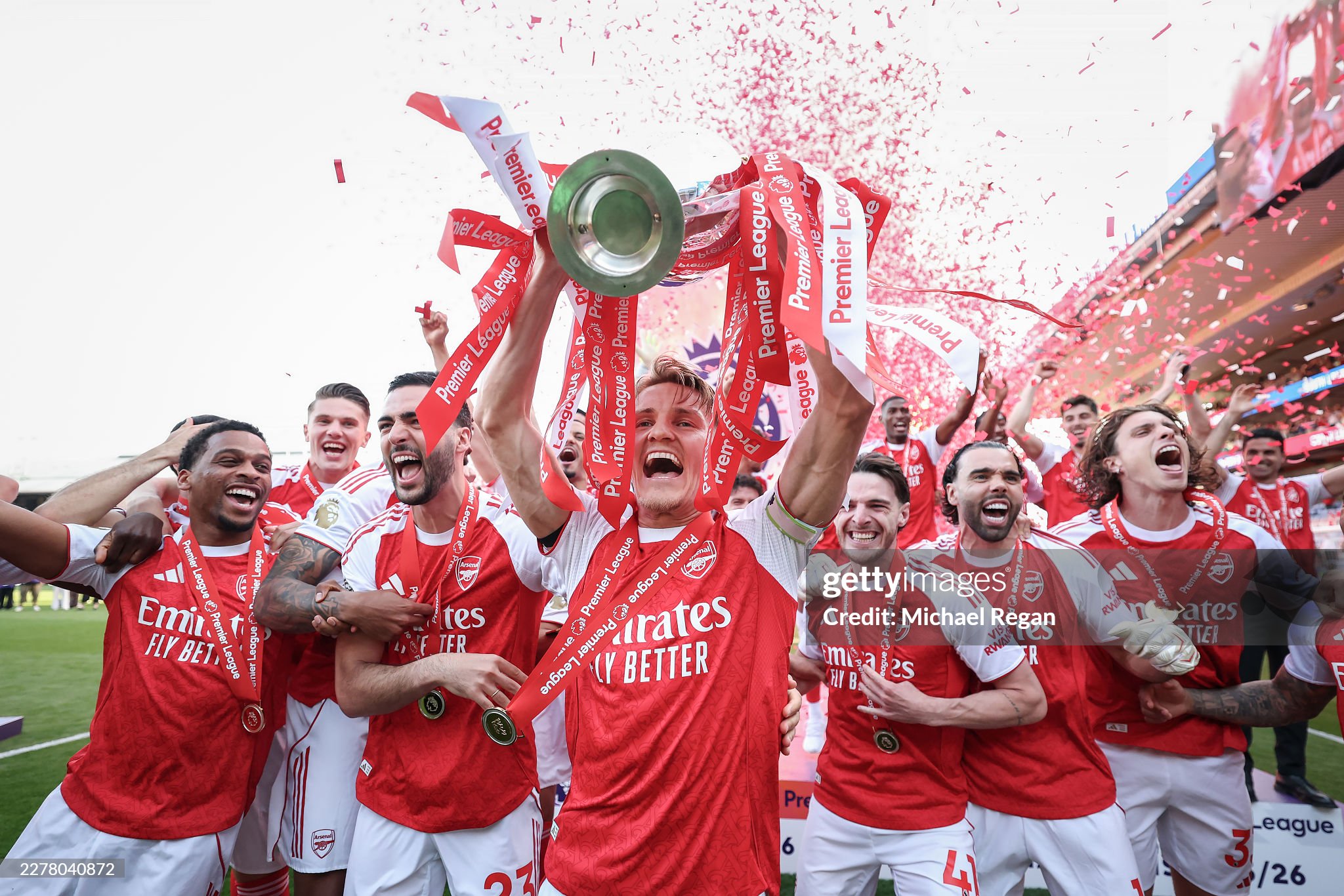 Arsenal are the champions of 25/26! WE ARE THE CHAMPIONS. FINALLY. DEAL WITH IT.